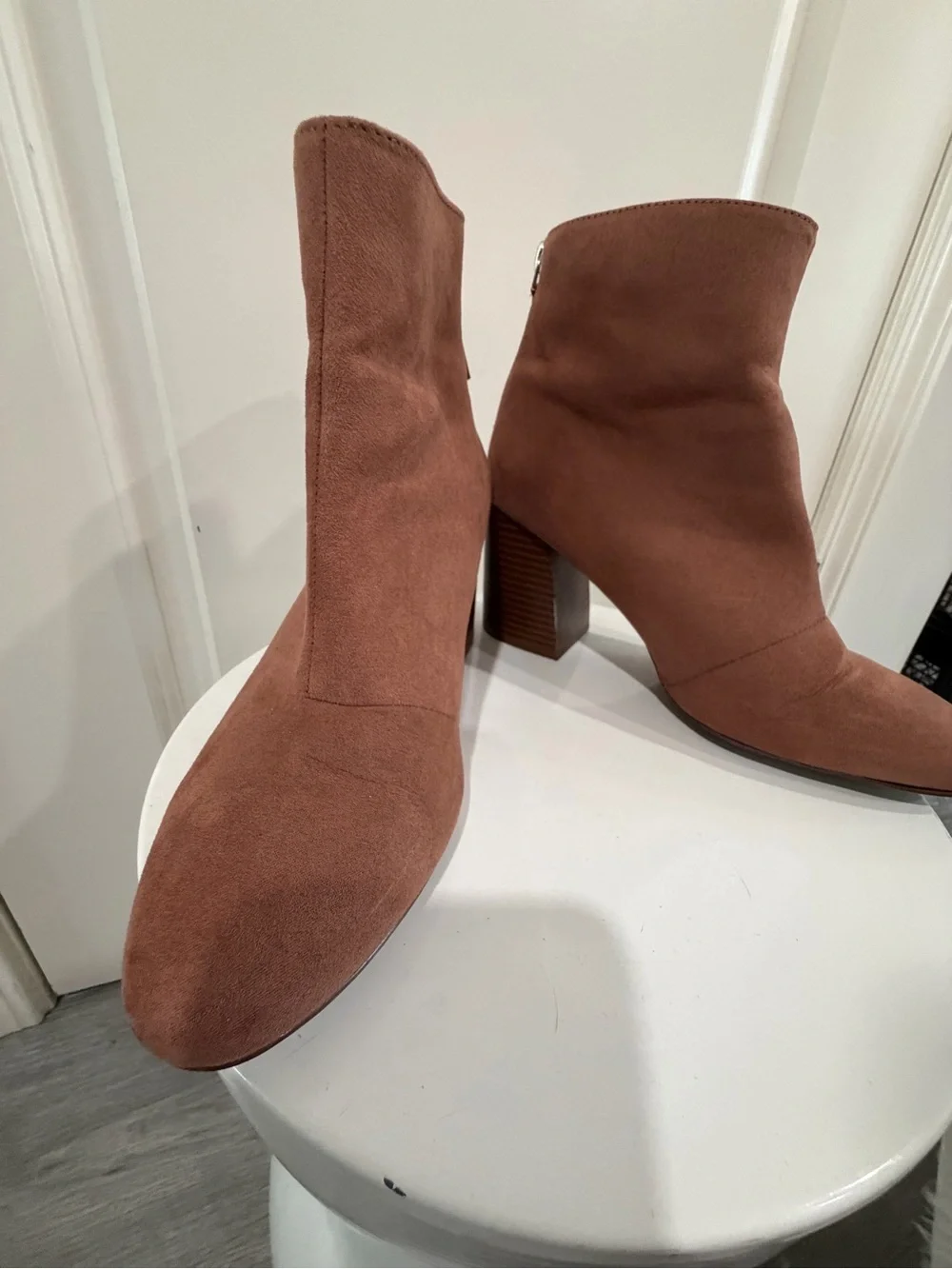 Qupid Women's Suede Ankle Booties in Chestnut Brown